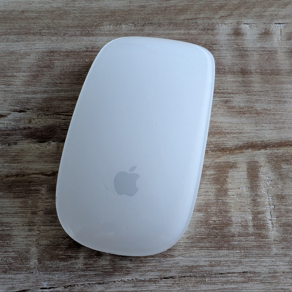 Apple Magic Mouse battery operated